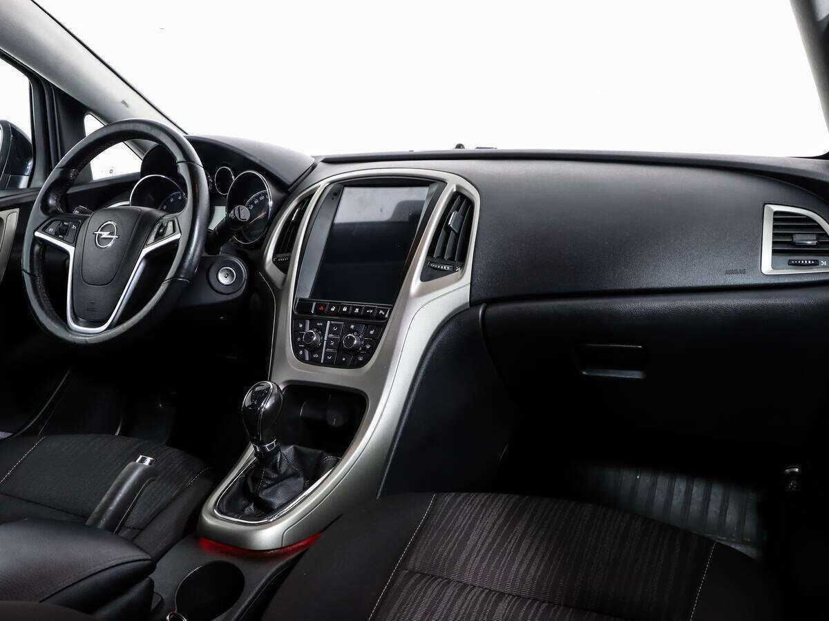 Купить Opel Astra с пробегом. Фото: #8