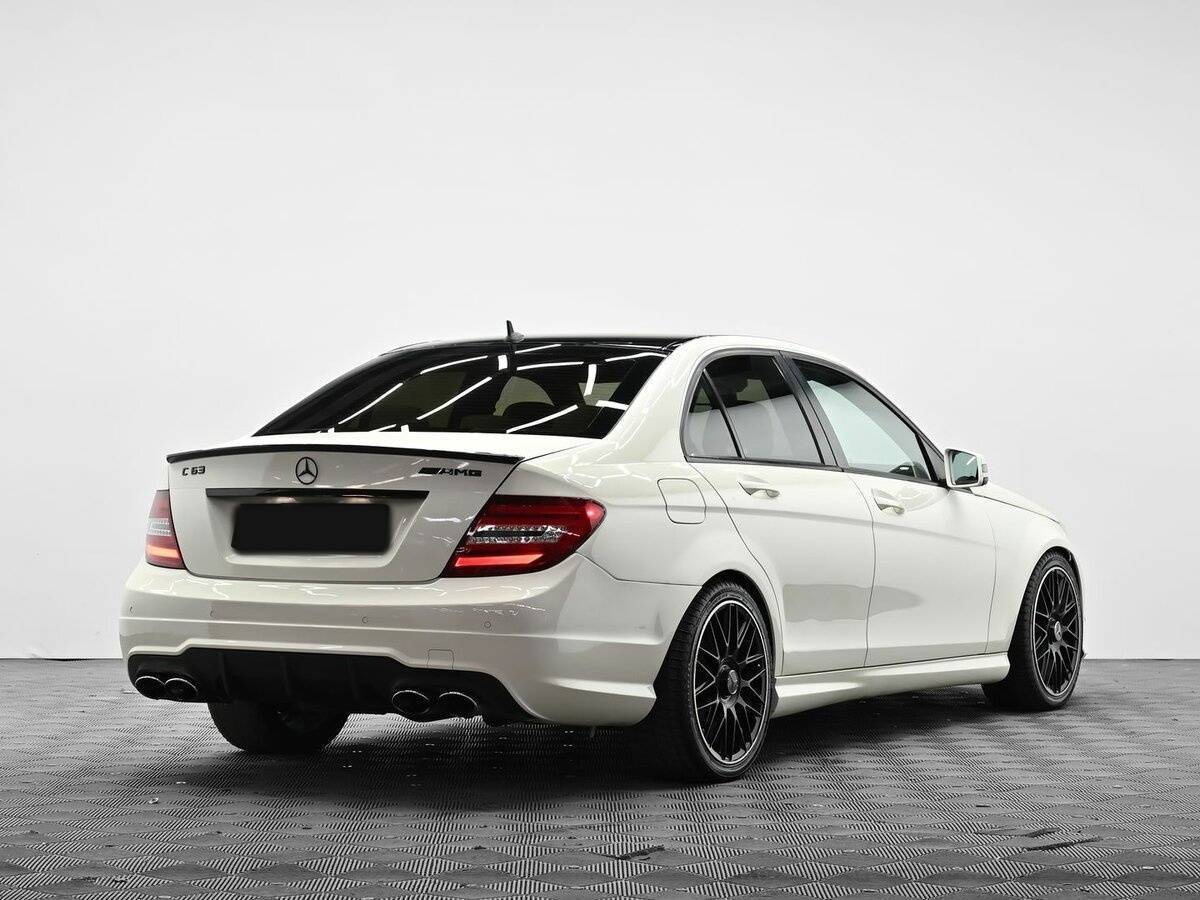 Купить Mercedes-Benz C-Класс с пробегом. Фото: #3
