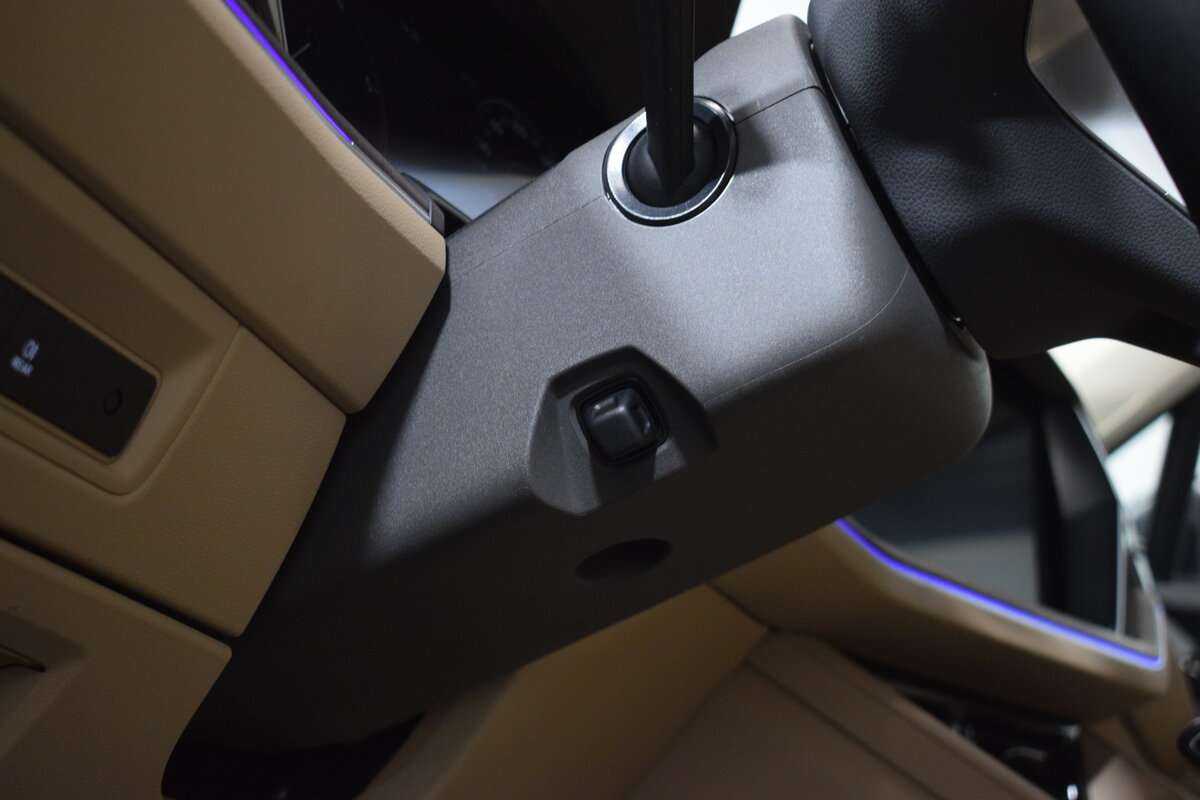Купить Volkswagen Touareg с пробегом. Фото: #20