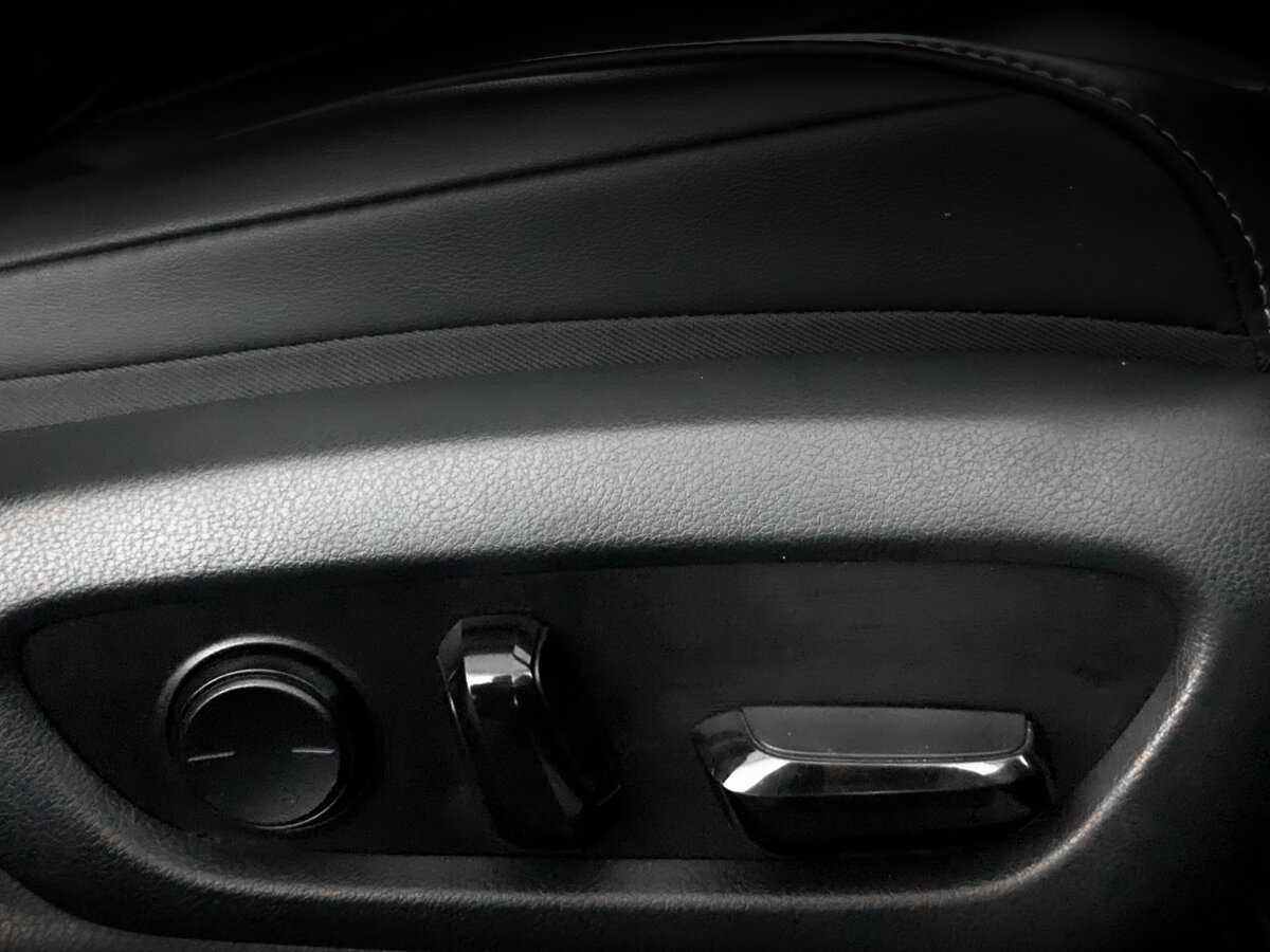 Купить Lexus ES с пробегом. Фото: #23