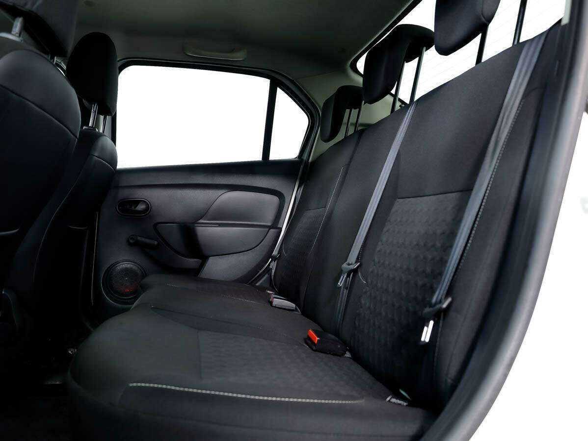 Купить Renault Logan с пробегом. Фото: #10