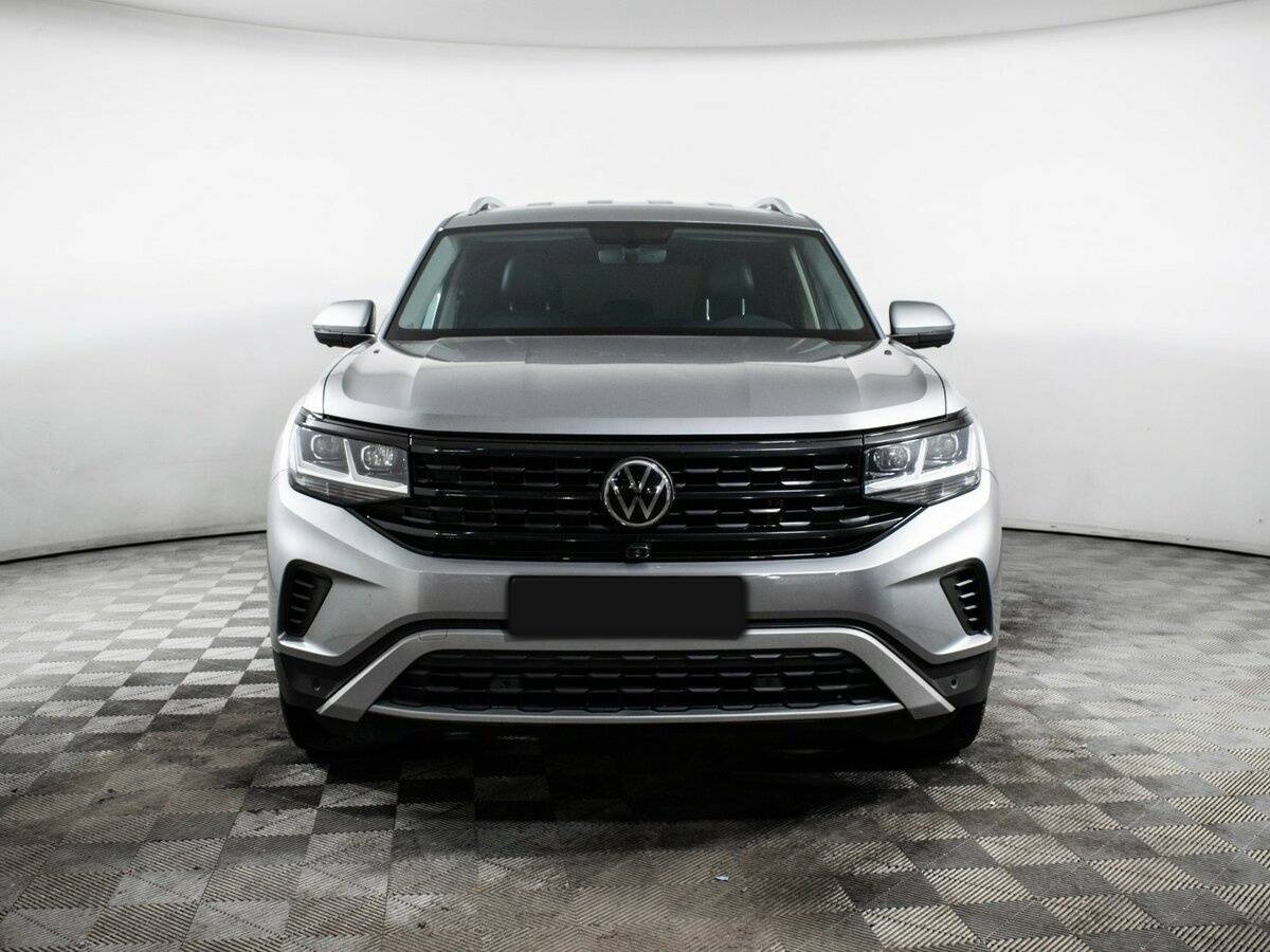 Купить Volkswagen Teramont с пробегом. Фото: #1