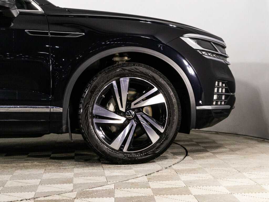 Купить Volkswagen Touareg с пробегом. Фото: #24