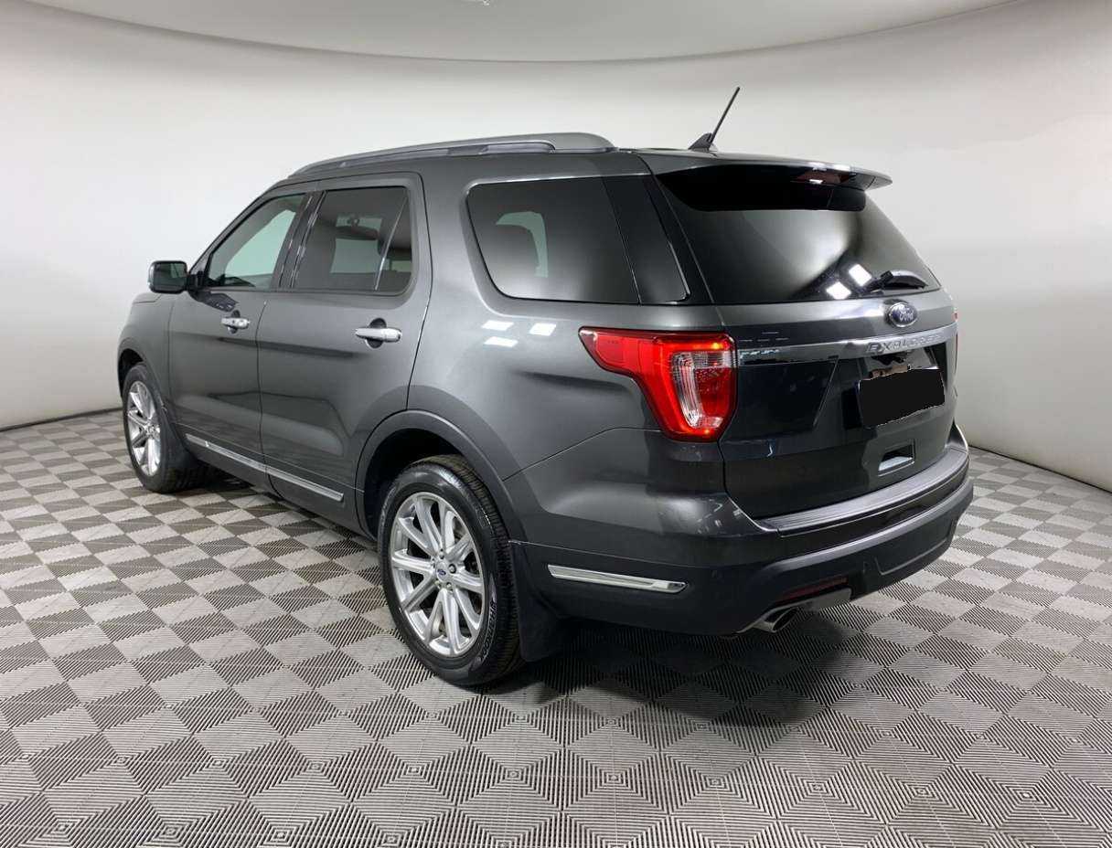 Купить Ford Explorer с пробегом. Фото: #6