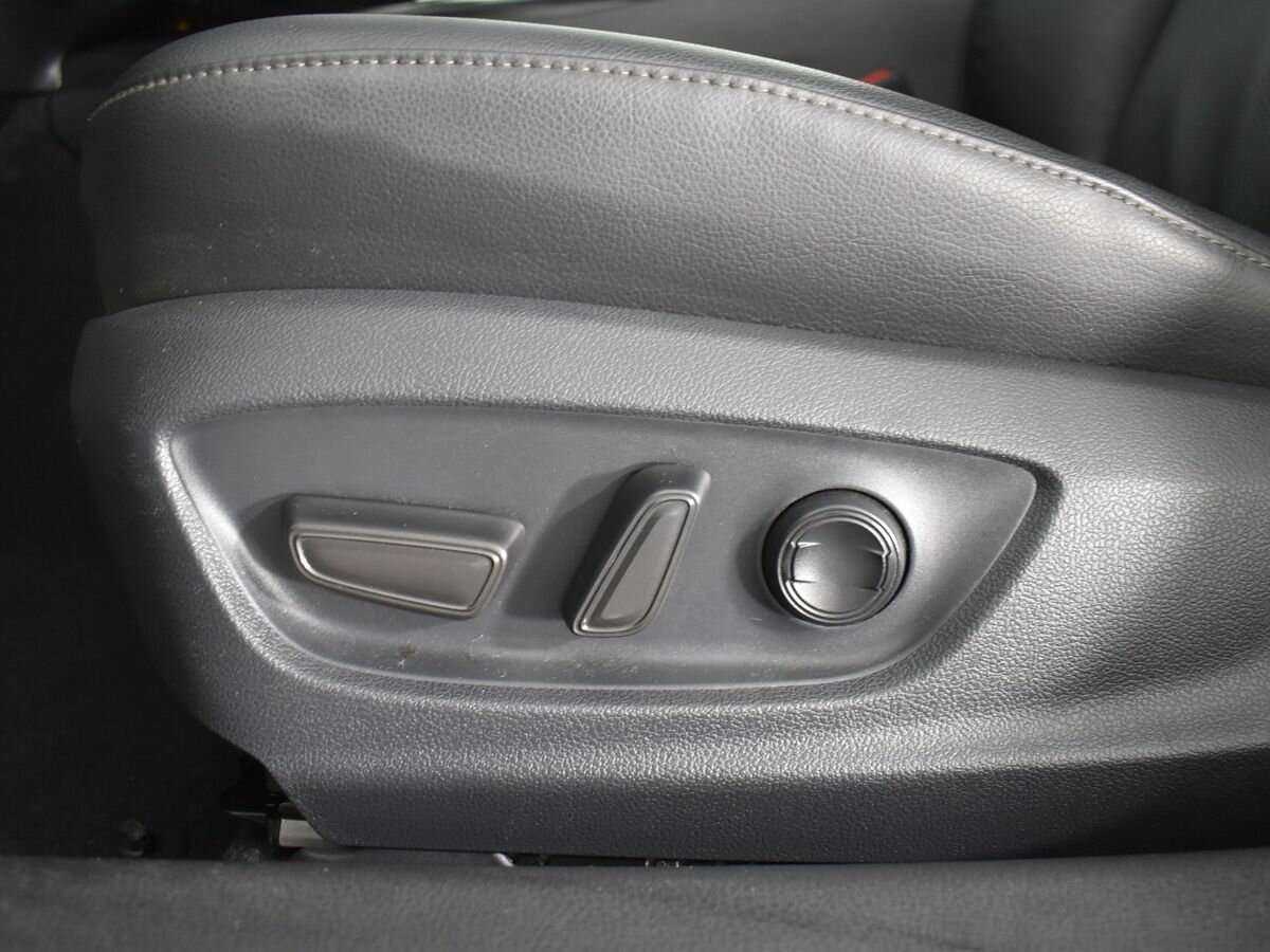 Купить Toyota Camry с пробегом. Фото: #7