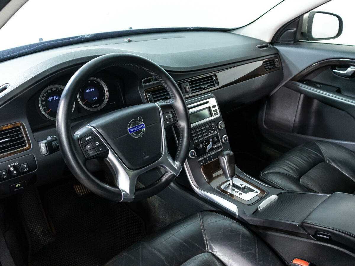 Купить Volvo S80 с пробегом. Фото: #10