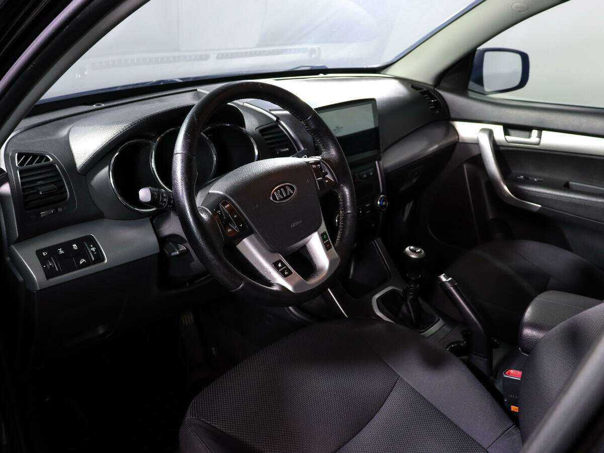 Купить Kia Sorento с пробегом. Фото: #10