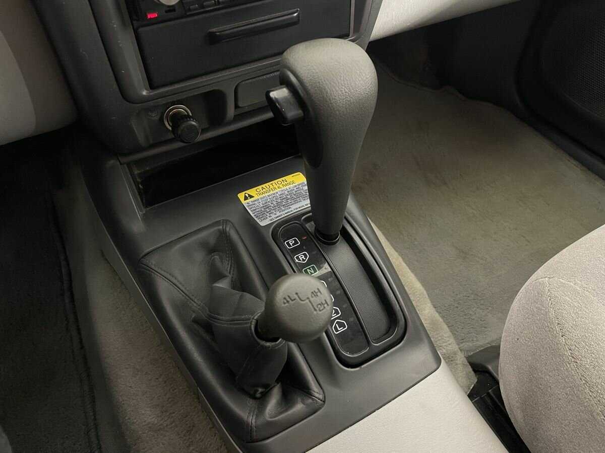 Купить Mitsubishi Montero Sport с пробегом. Фото: #11