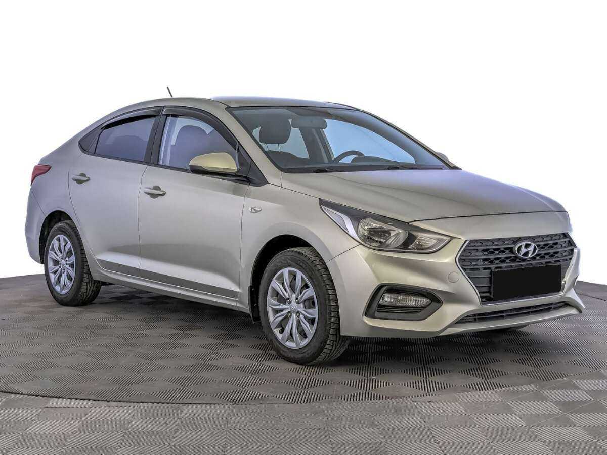 Купить Hyundai Solaris с пробегом. Фото: #2