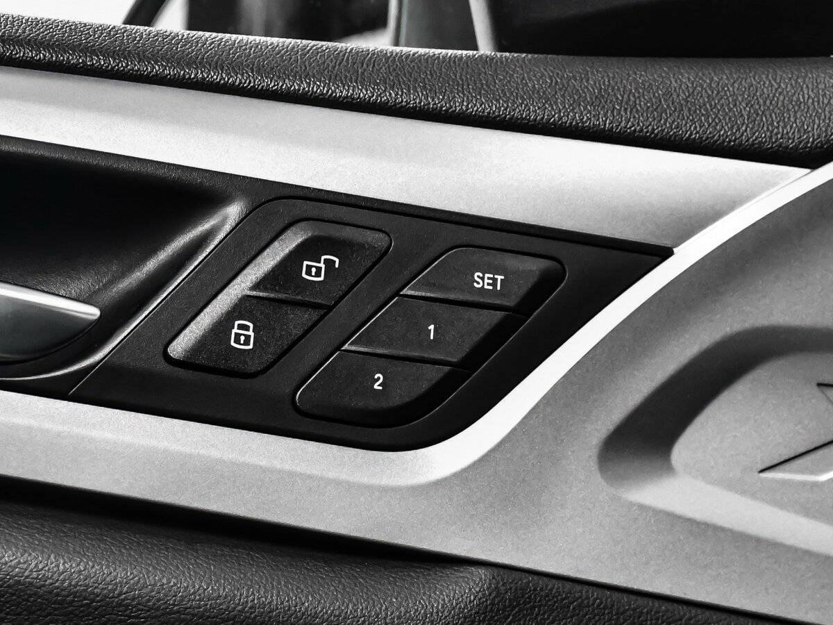 Купить BMW X3 с пробегом. Фото: #13