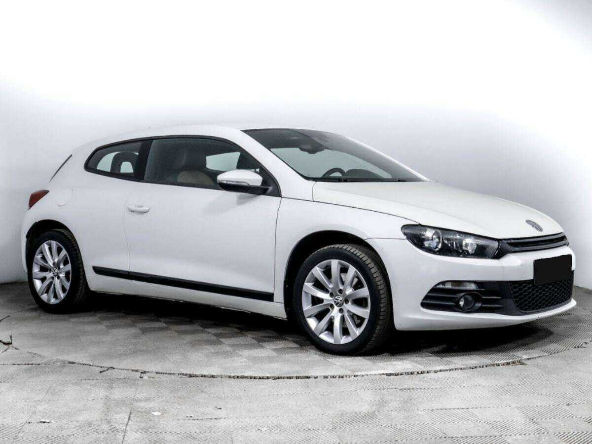 Купить Volkswagen Scirocco с пробегом. Фото: #2