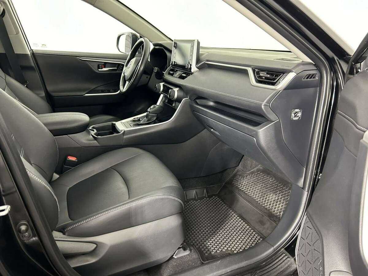 Купить Toyota RAV4 с пробегом. Фото: #13