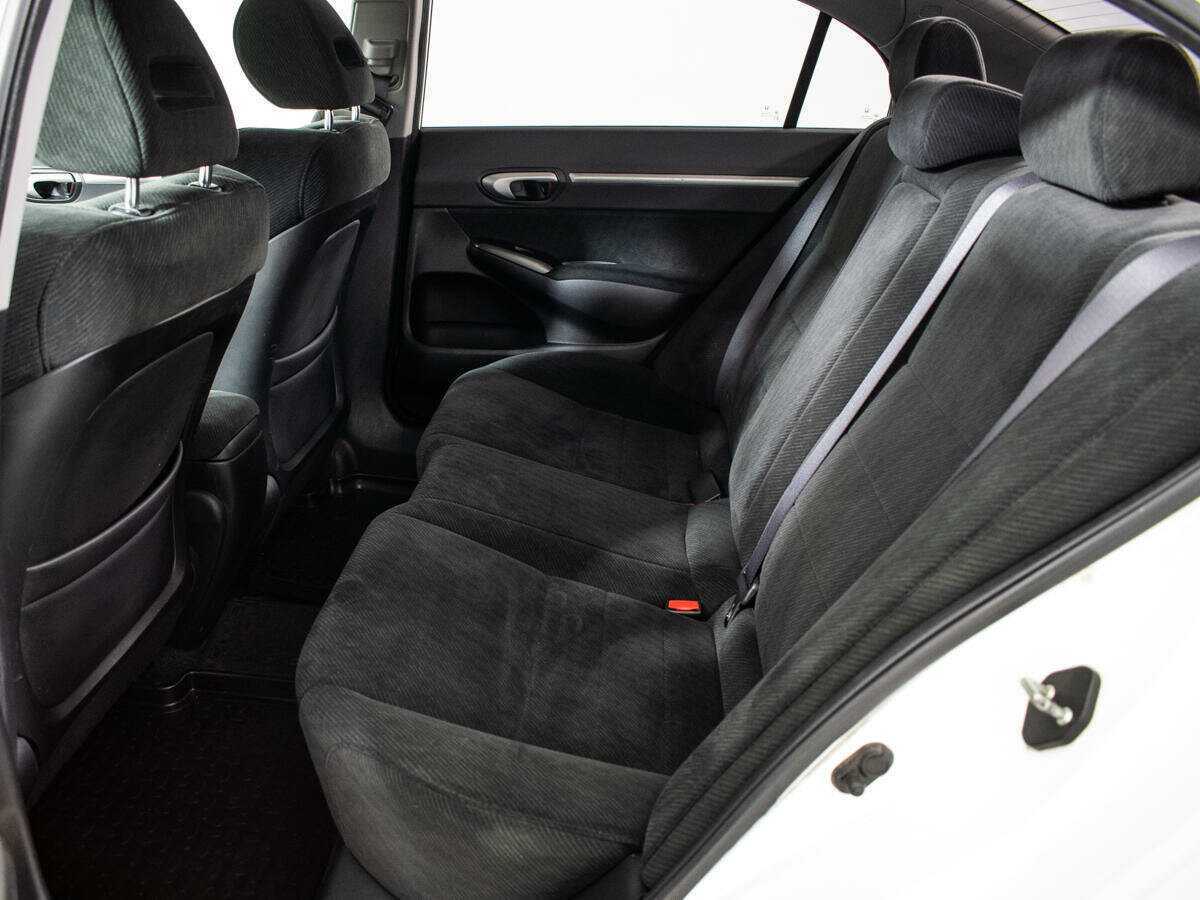 Купить Honda Civic с пробегом. Фото: #9