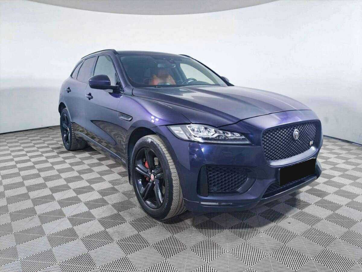 Купить Jaguar F-Pace с пробегом. Фото: #2