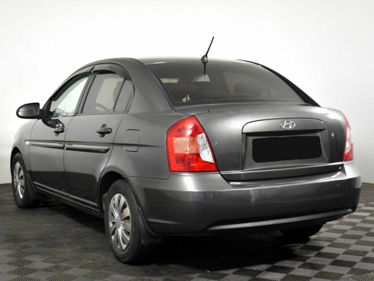 Купить Hyundai Verna с пробегом. Фото: #5