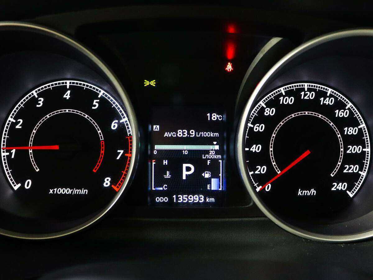 Купить Mitsubishi Outlander с пробегом. Фото: #8