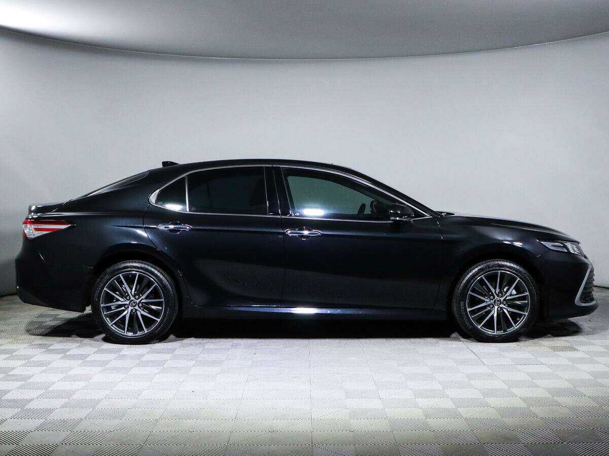 Купить Toyota Camry с пробегом. Фото: #3