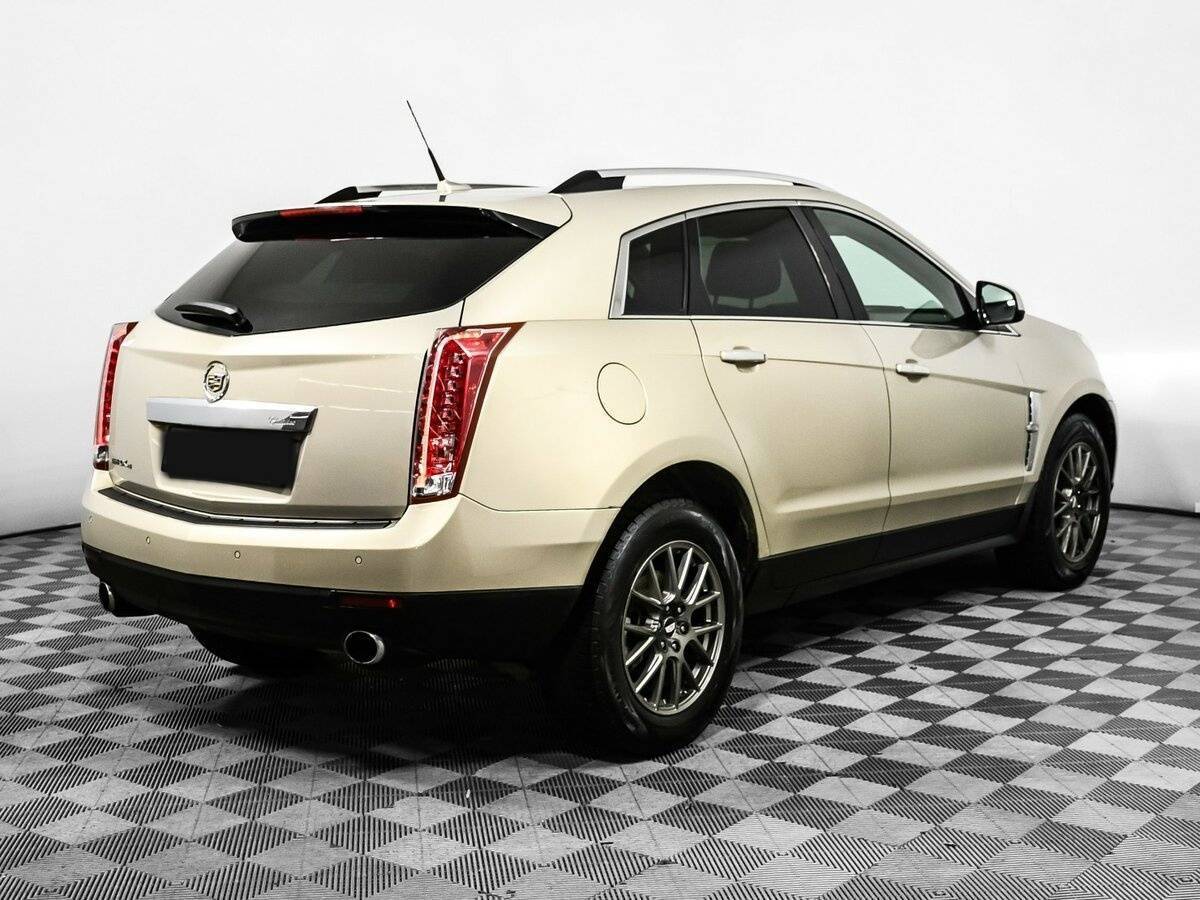 Купить Cadillac SRX с пробегом. Фото: #4