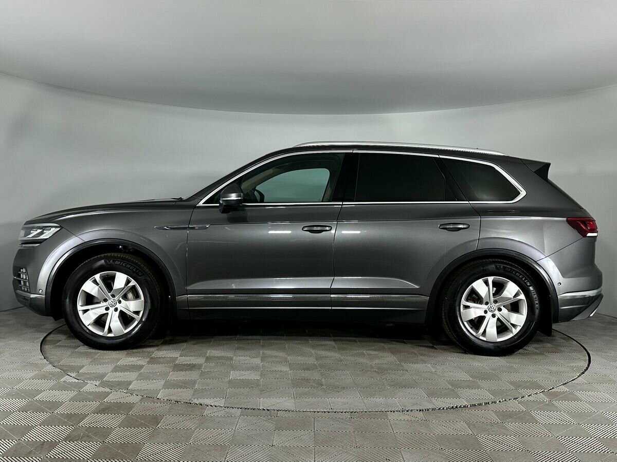 Купить Volkswagen Touareg с пробегом. Фото: #5