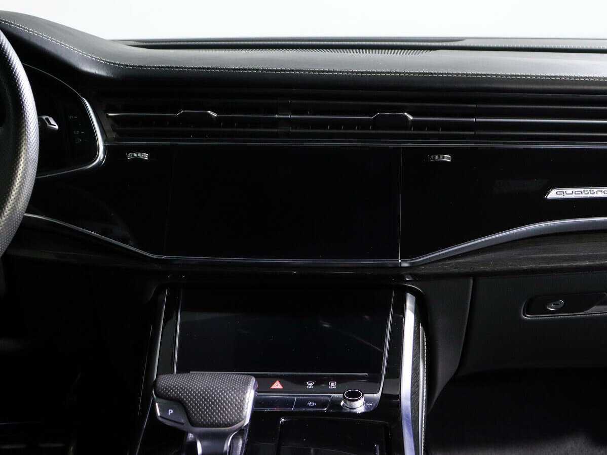Купить Audi Q8 с пробегом. Фото: #10