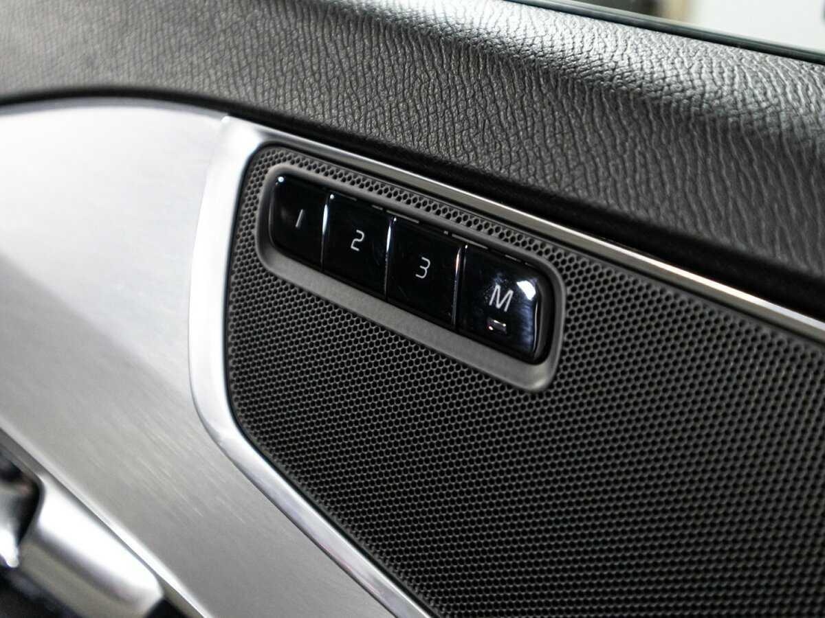 Купить Volvo XC90 с пробегом. Фото: #17