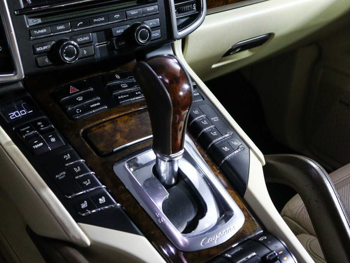 Купить Porsche Cayenne с пробегом. Фото: #20