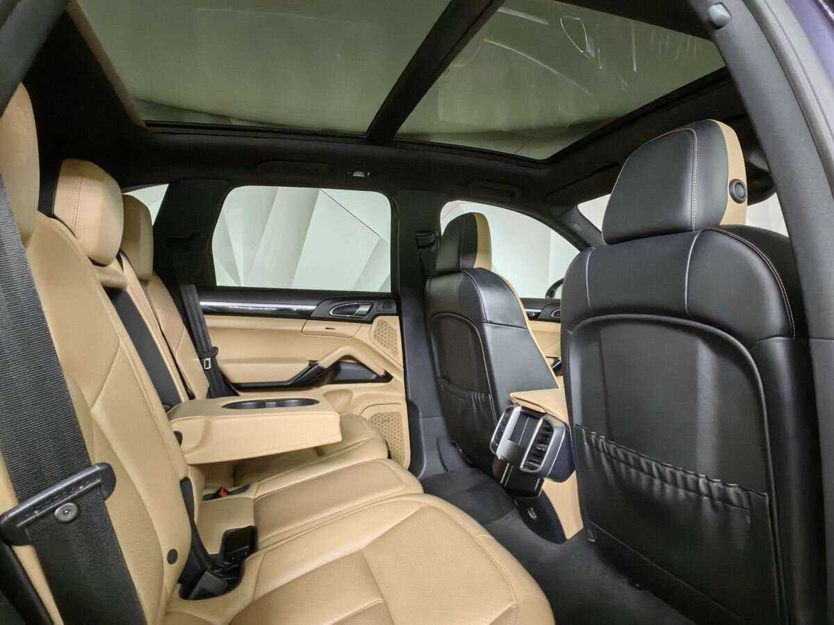 Купить Porsche Cayenne с пробегом. Фото: #10