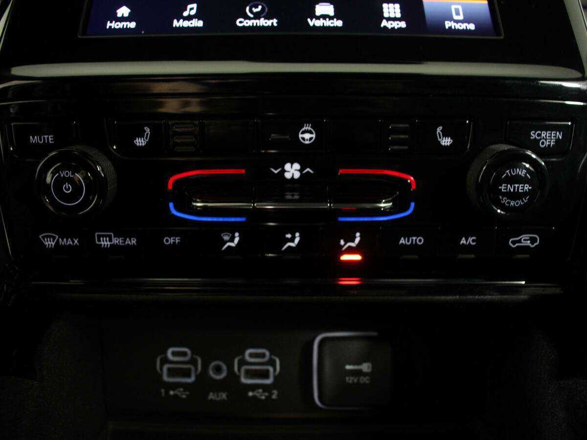 Купить Jeep Grand Cherokee с пробегом. Фото: #23