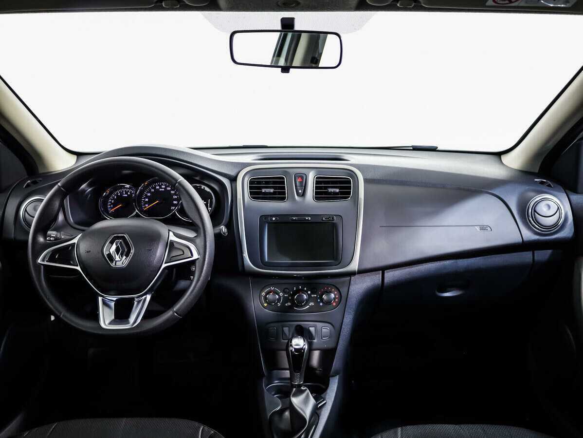 Купить Renault Logan с пробегом. Фото: #8