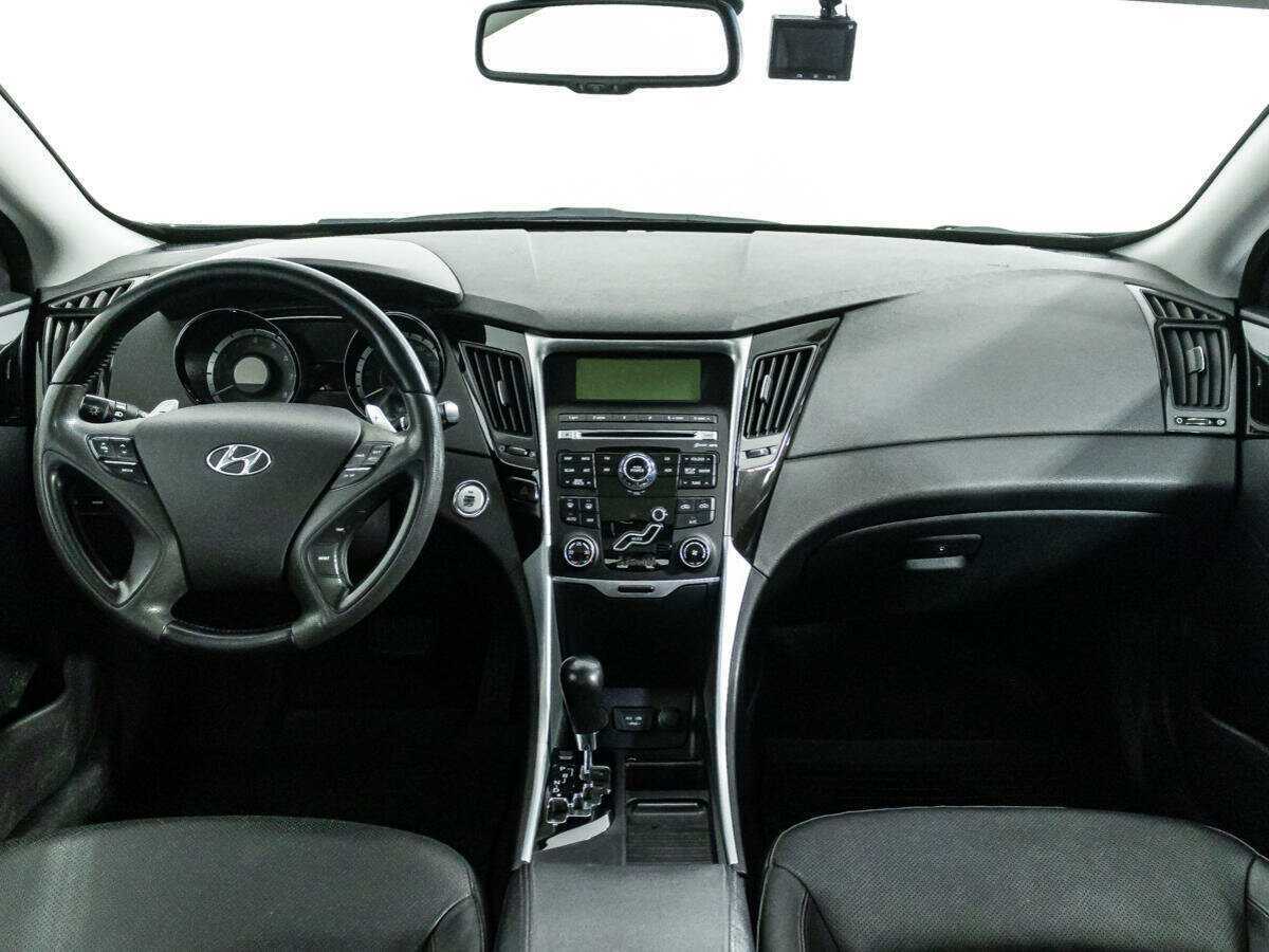 Купить Hyundai Sonata с пробегом. Фото: #12