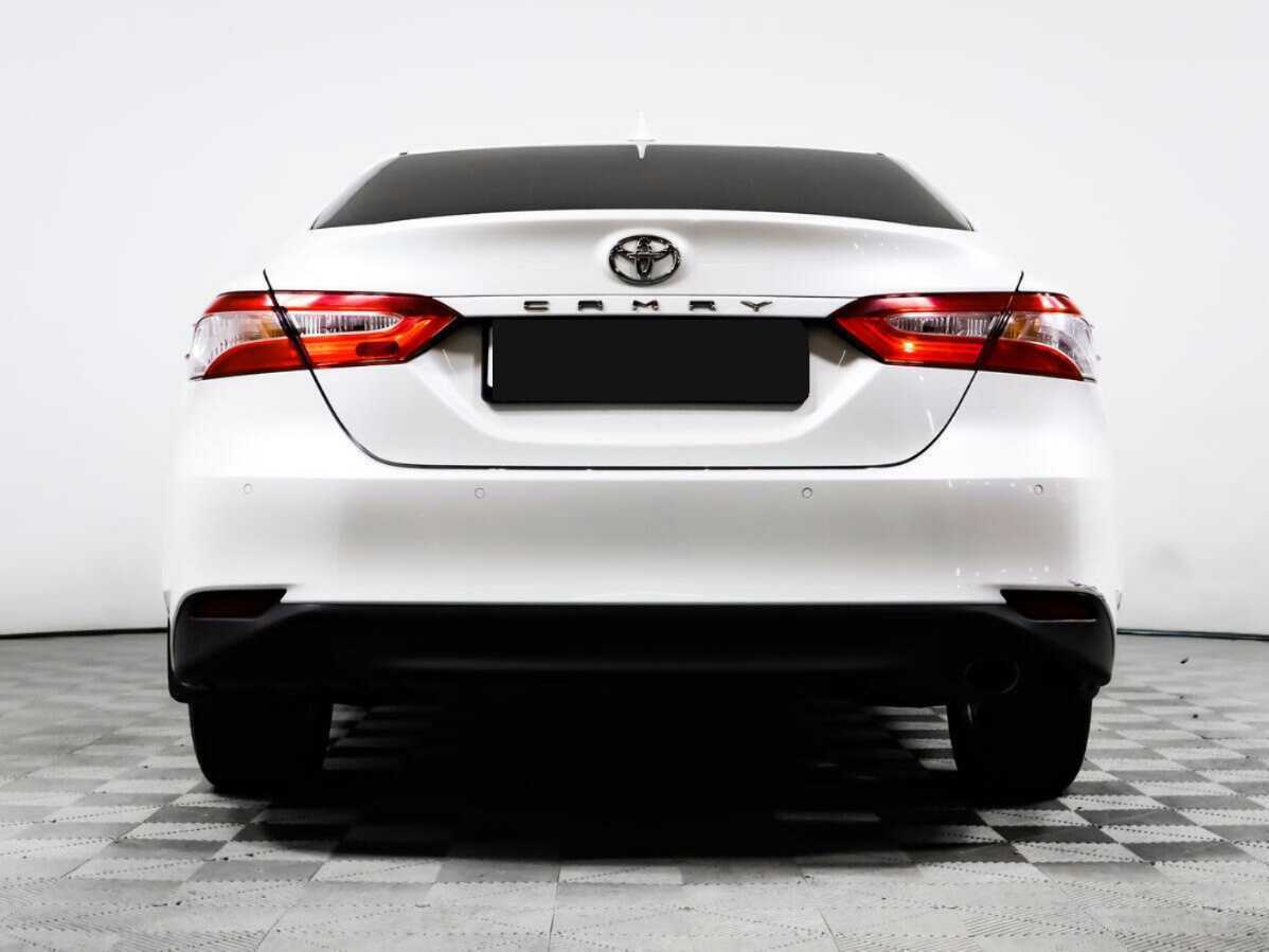 Купить Toyota Camry с пробегом. Фото: #5