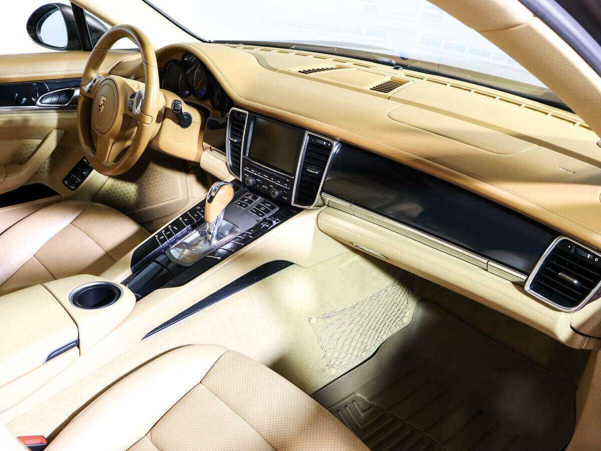 Купить Porsche Panamera с пробегом. Фото: #6