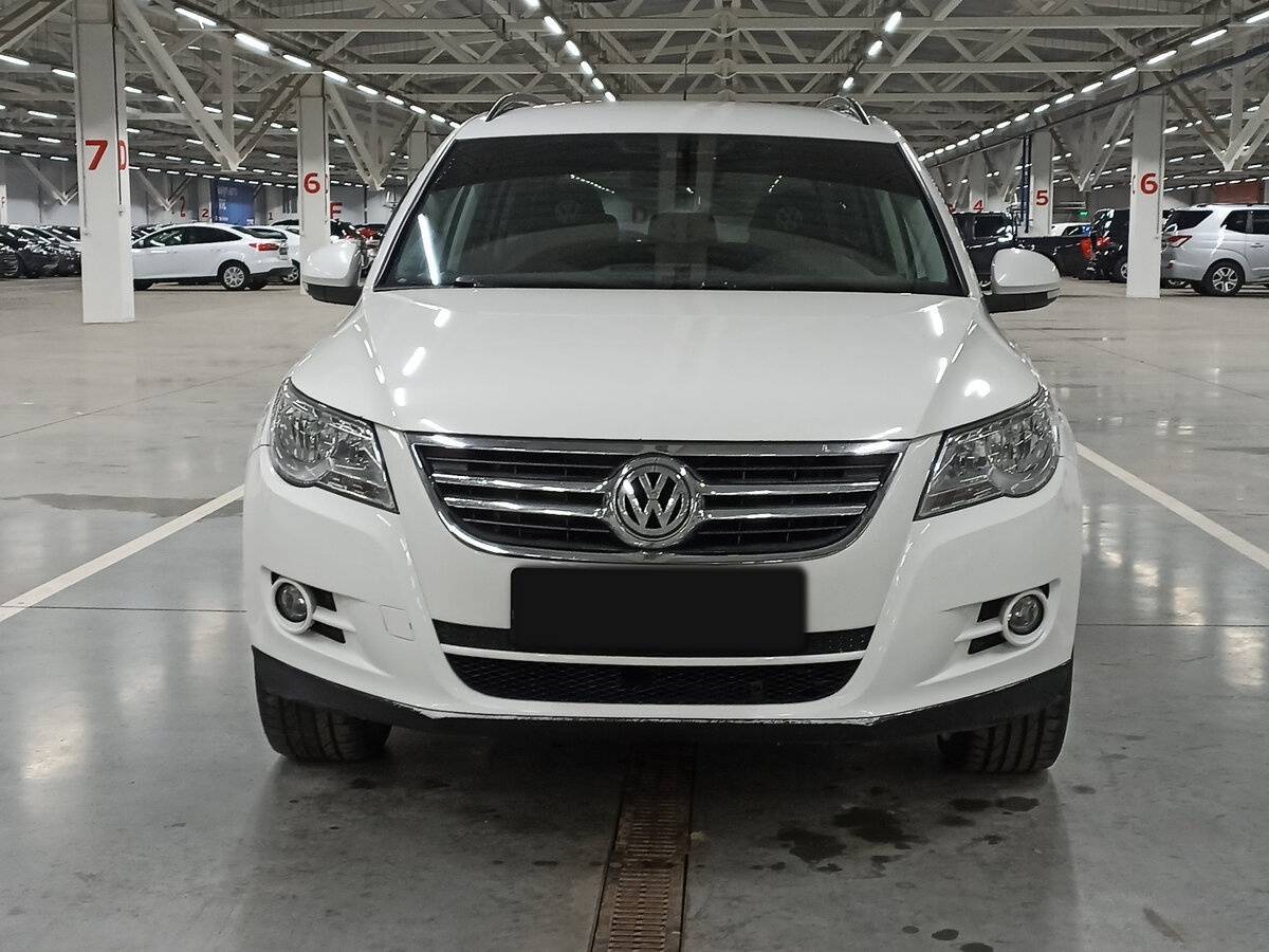 Купить Volkswagen Tiguan с пробегом. Фото: #1