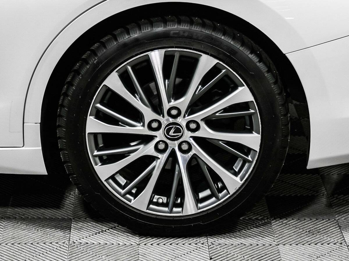 Купить Lexus ES с пробегом. Фото: #13