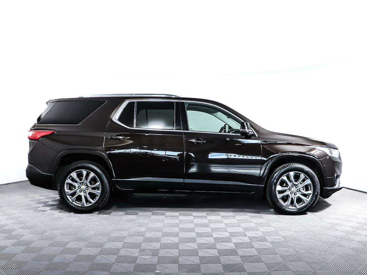 Купить Chevrolet Traverse с пробегом. Фото: #1