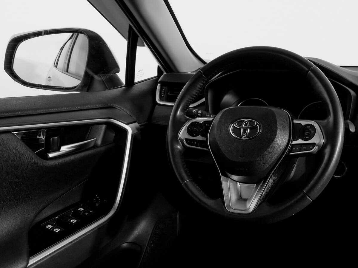 Купить Toyota RAV4 с пробегом. Фото: #12