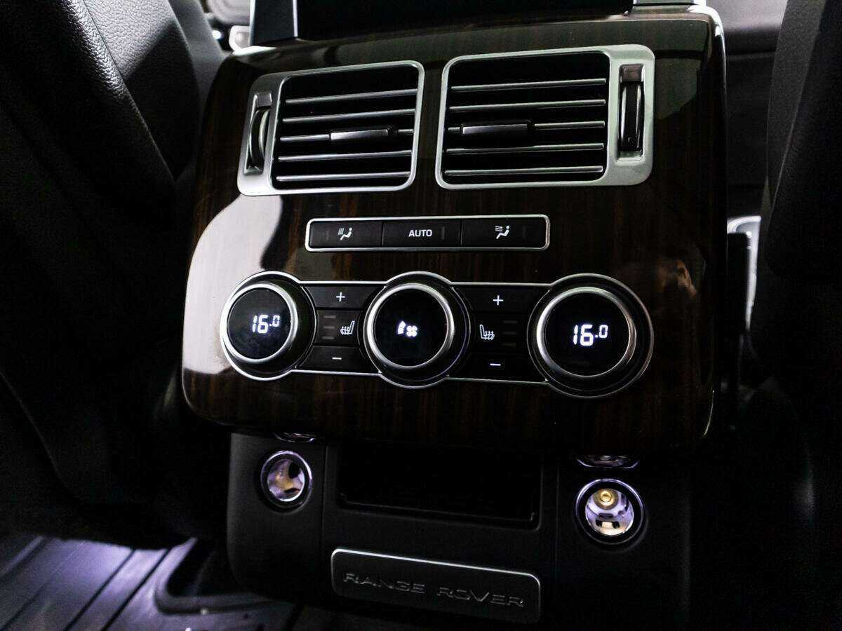 Купить Land Rover Range Rover с пробегом. Фото: #27