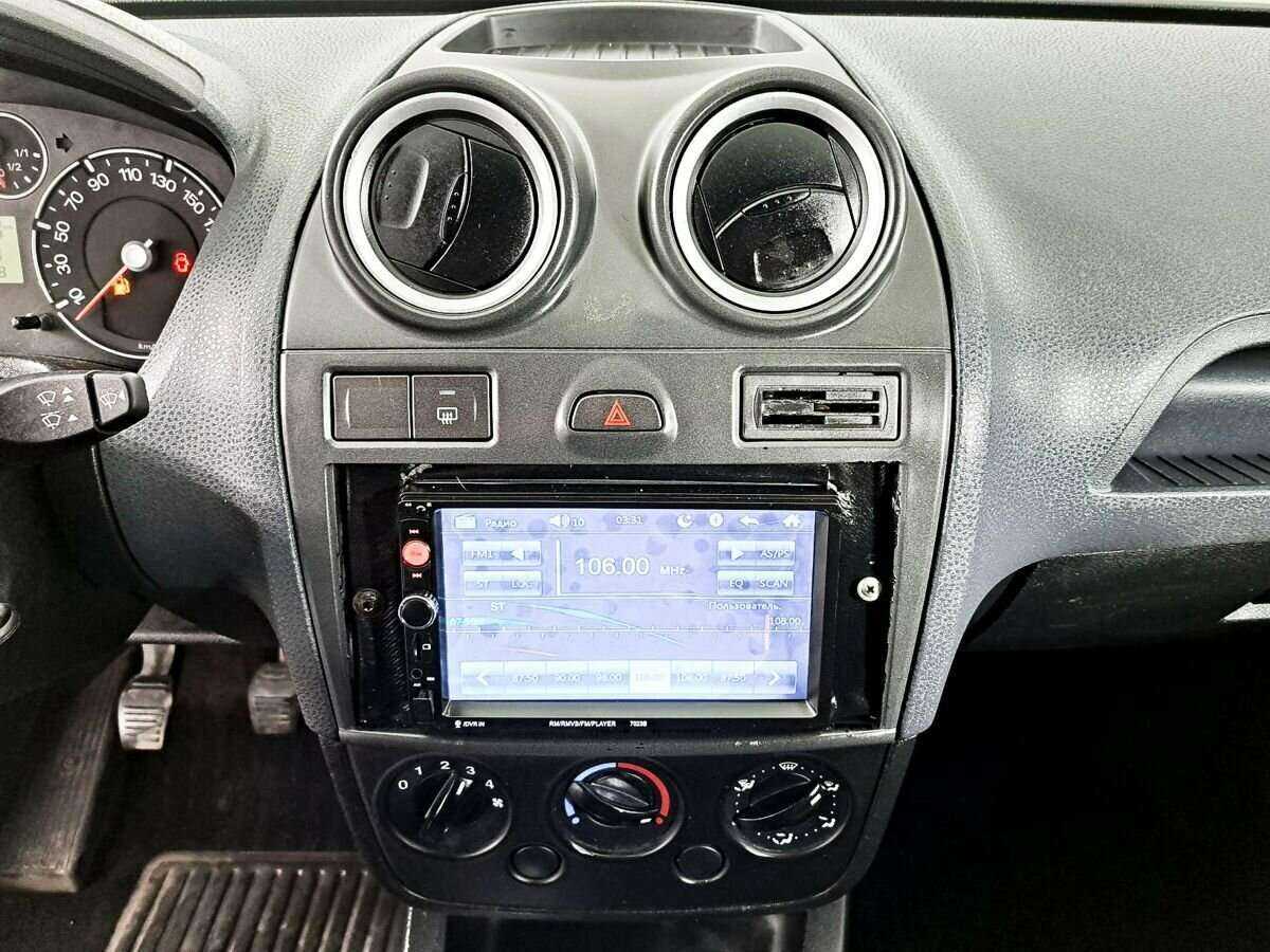 Купить Ford Fiesta с пробегом. Фото: #12