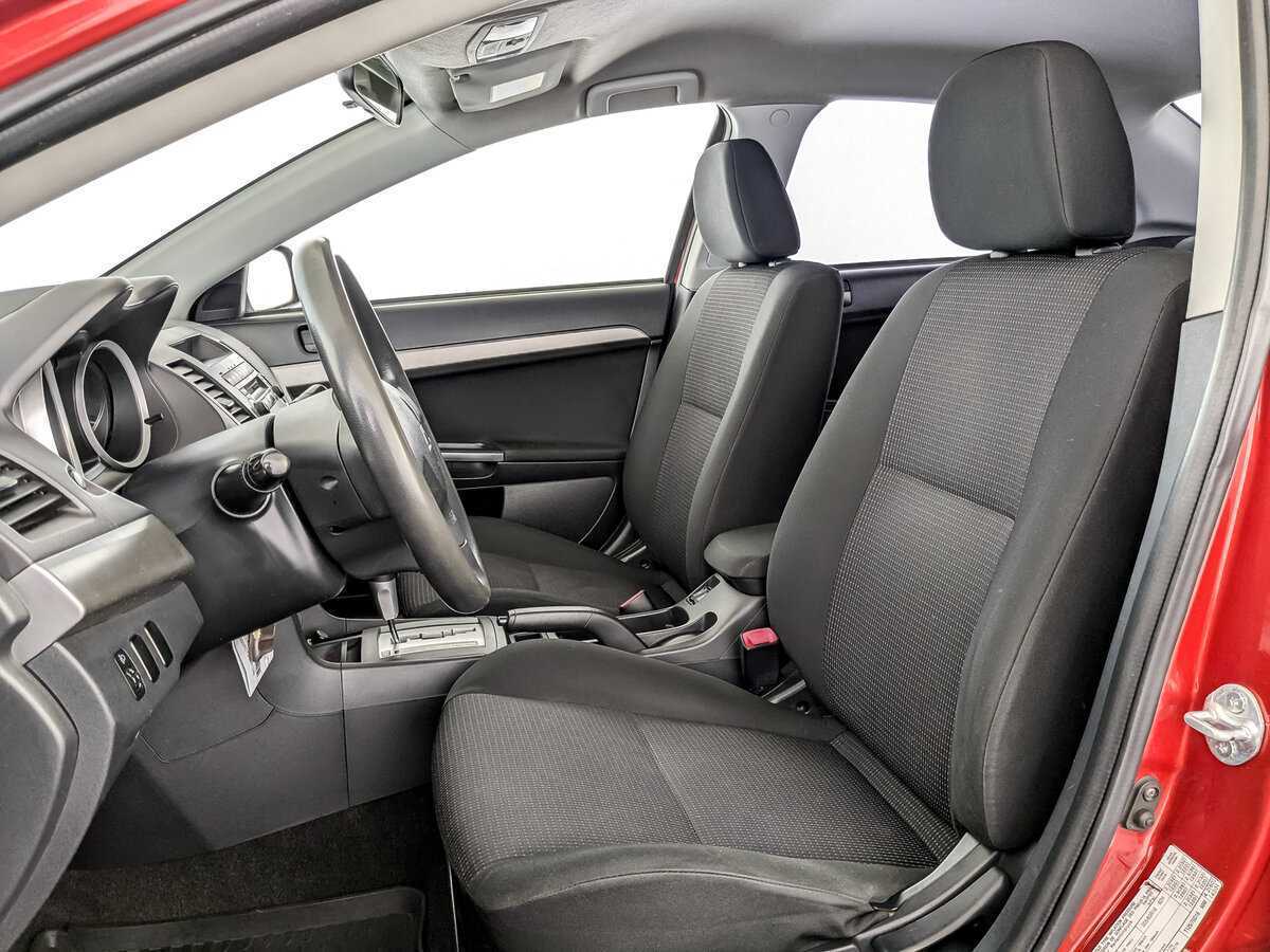 Купить Mitsubishi Lancer с пробегом. Фото: #18