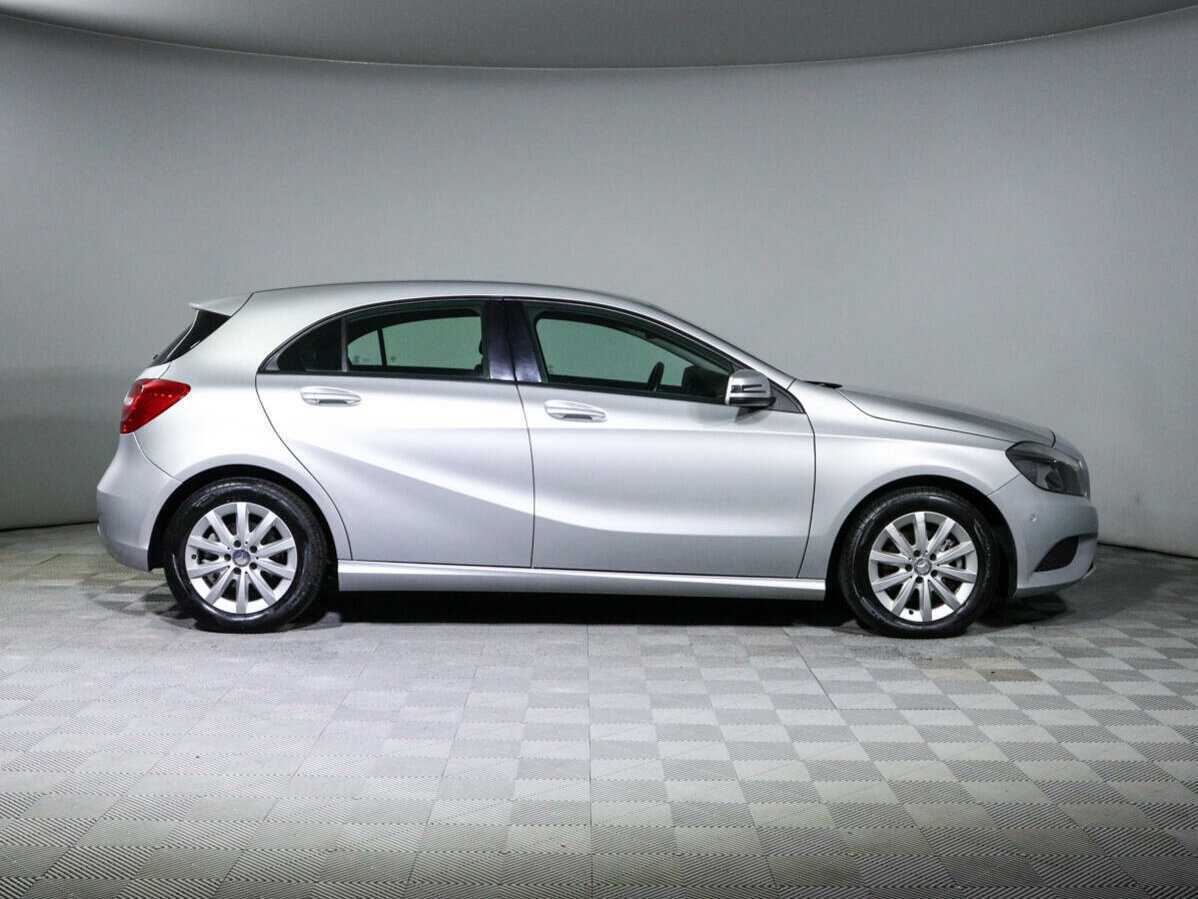 Купить Mercedes-Benz A-Класс с пробегом. Фото: #3