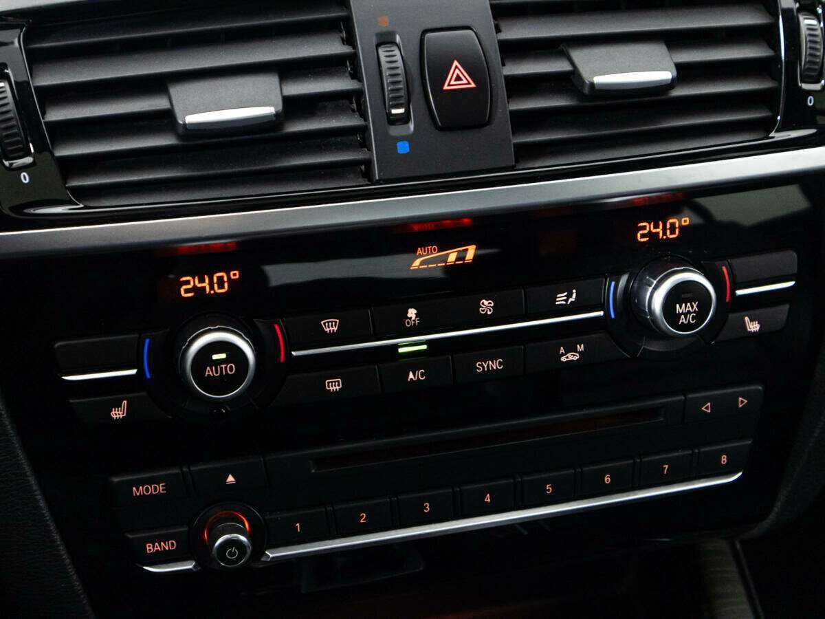 Купить BMW X4 с пробегом. Фото: #18