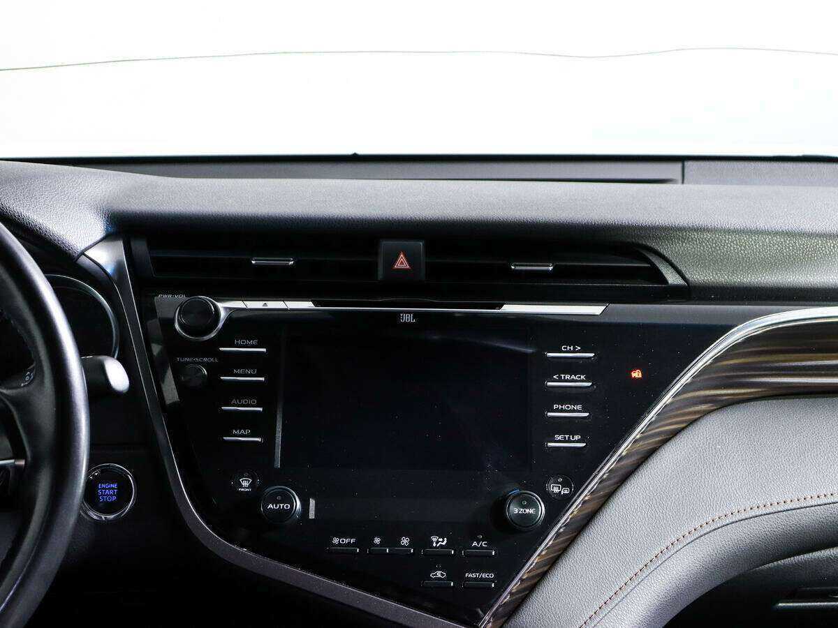 Купить Toyota Camry с пробегом. Фото: #10