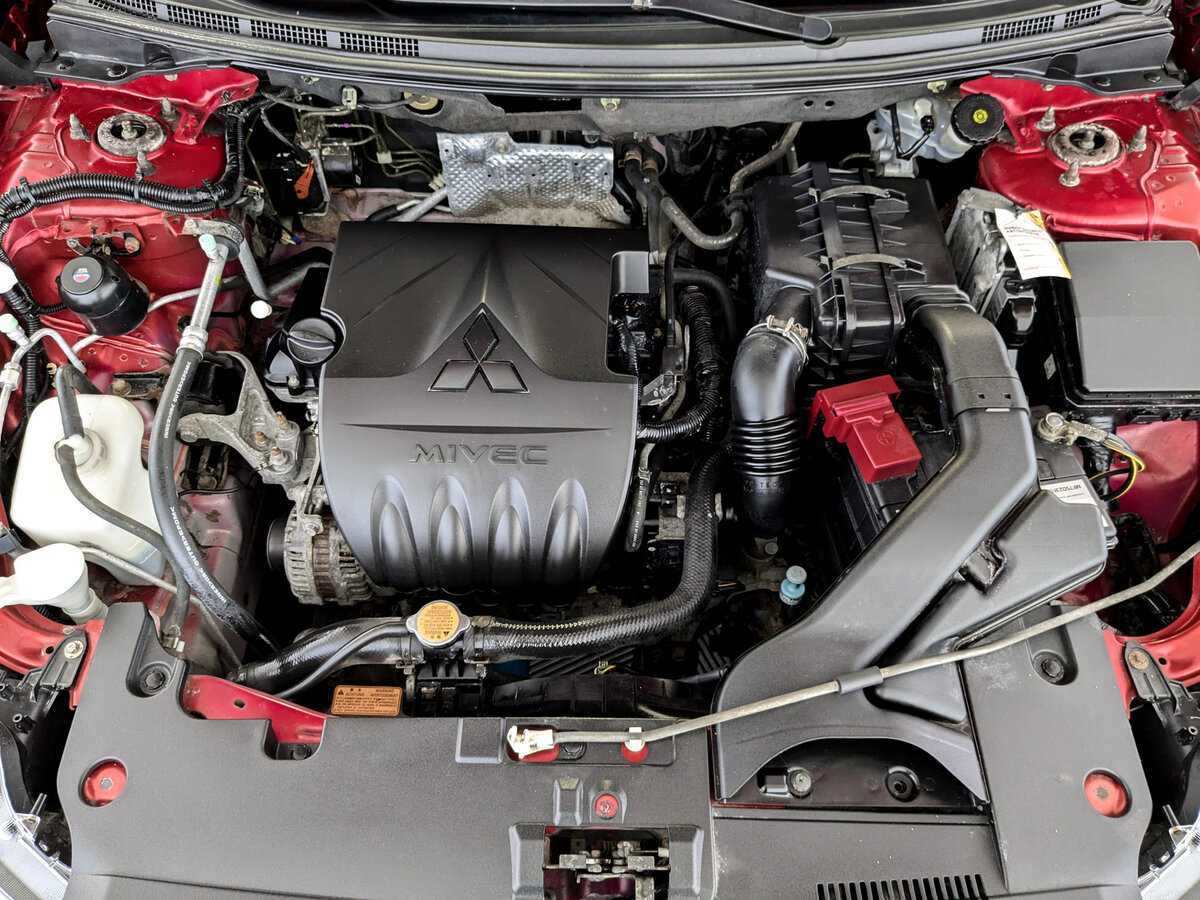 Купить Mitsubishi Lancer с пробегом. Фото: #7