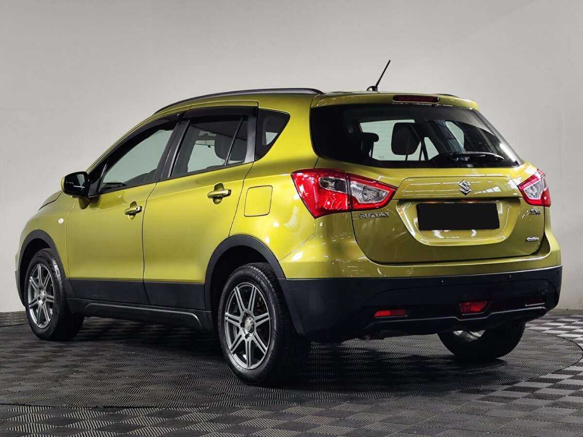 Купить Suzuki SX4 с пробегом. Фото: #4