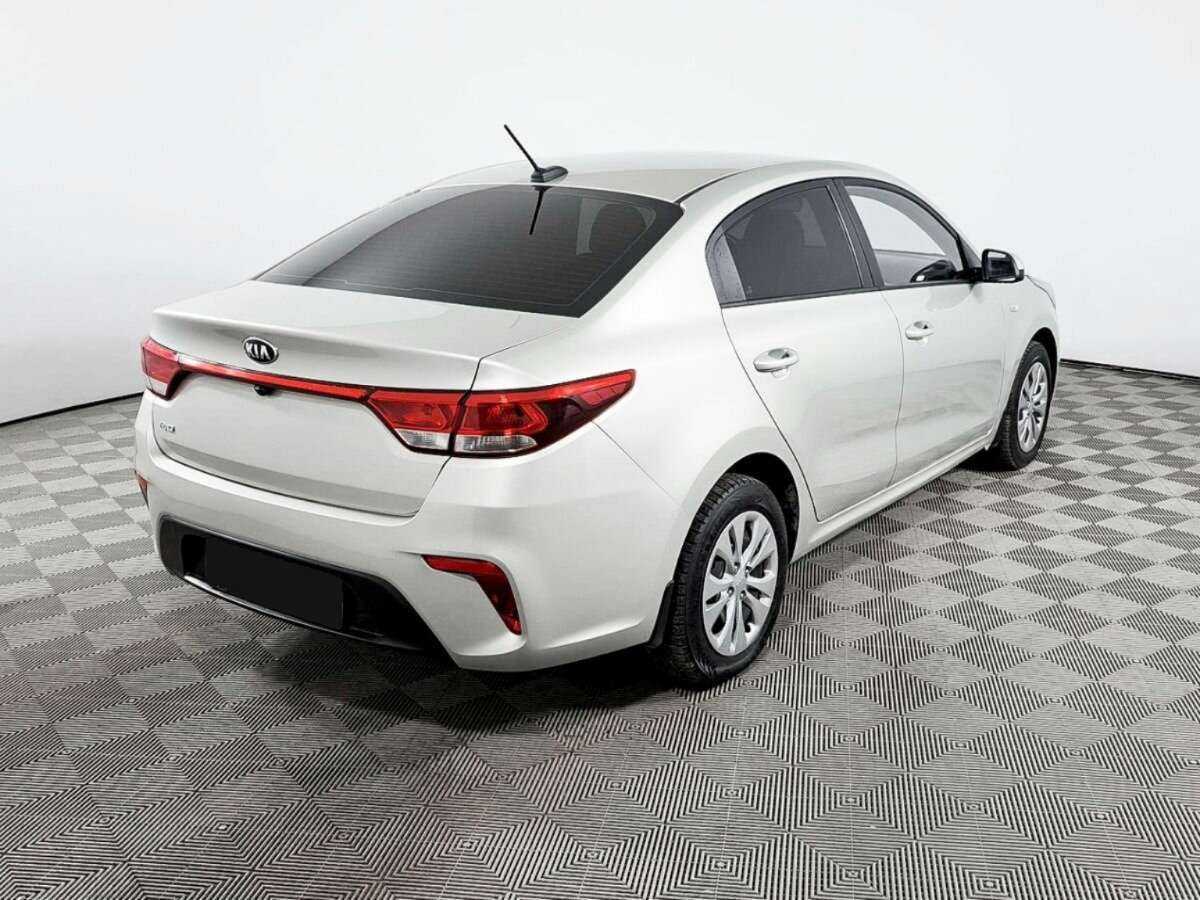 Купить Kia Rio с пробегом. Фото: #4