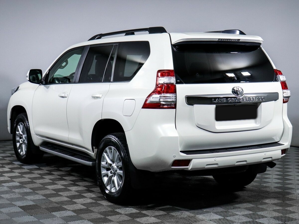 Купить Toyota Land Cruiser Prado с пробегом. Фото: #6
