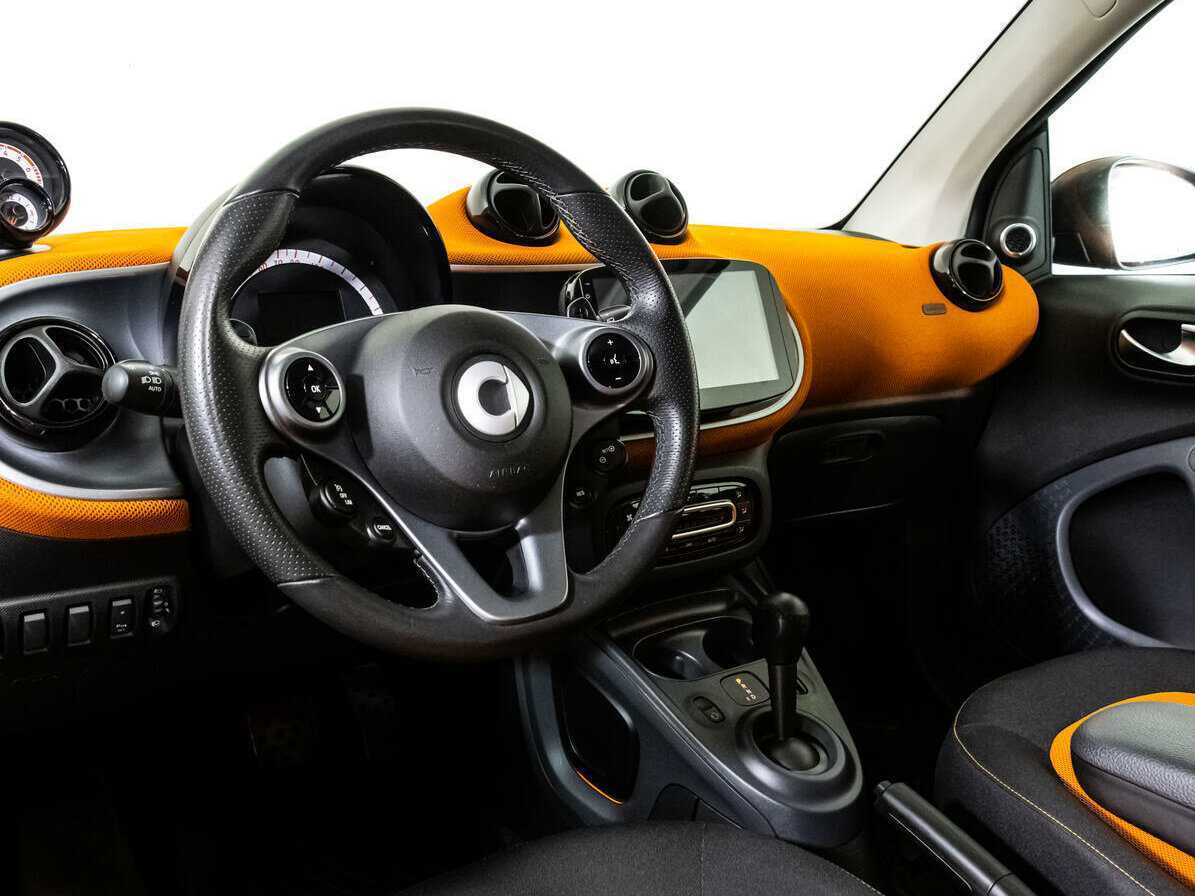 Купить Smart Fortwo с пробегом. Фото: #10