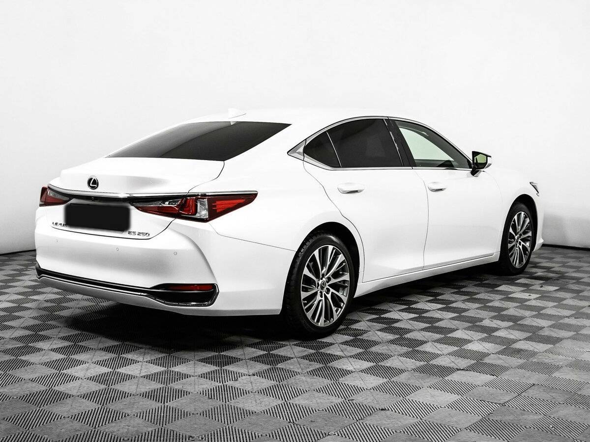 Купить Lexus ES с пробегом. Фото: #4