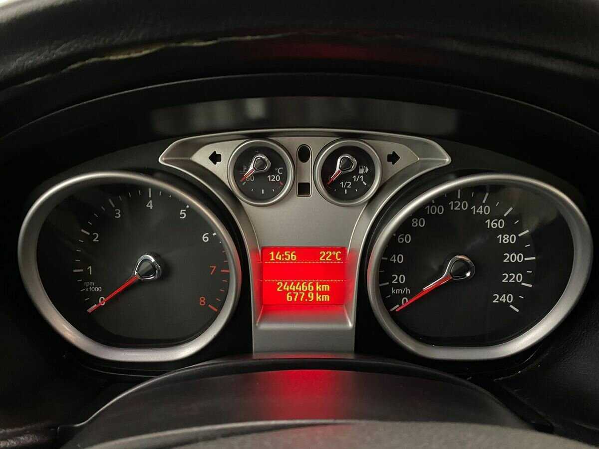 Купить Ford Focus с пробегом. Фото: #11