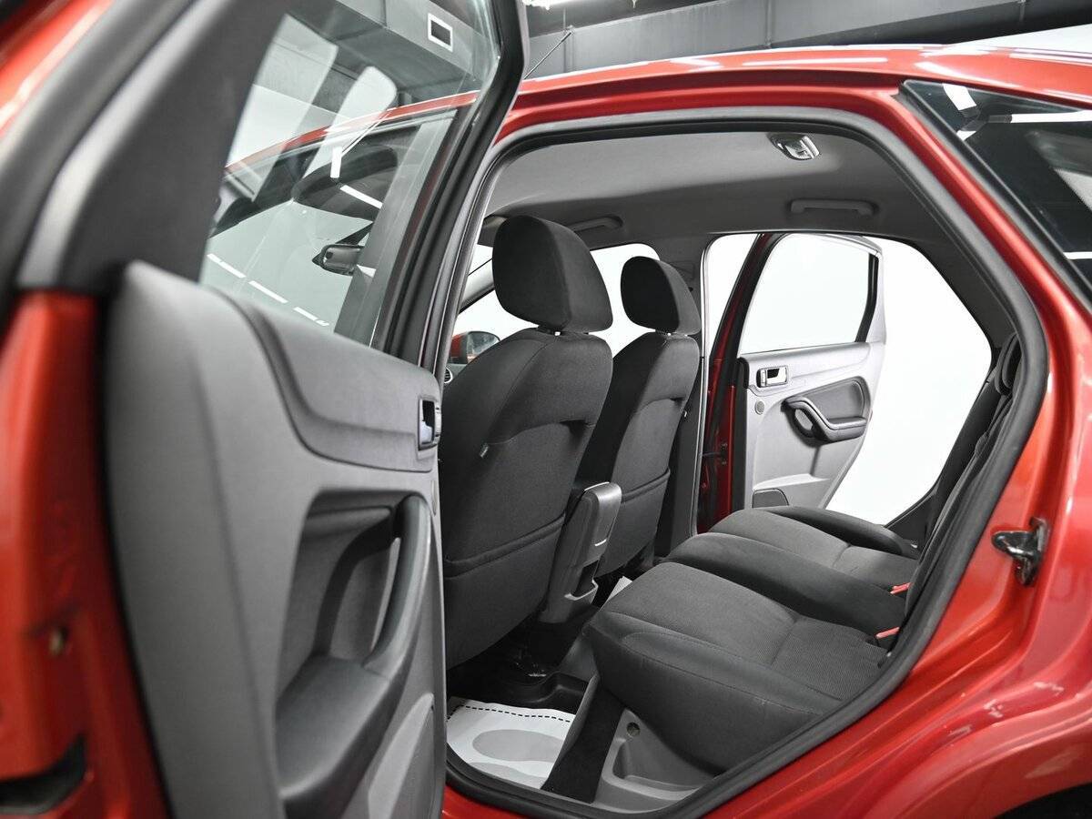 Купить Ford Focus с пробегом. Фото: #12